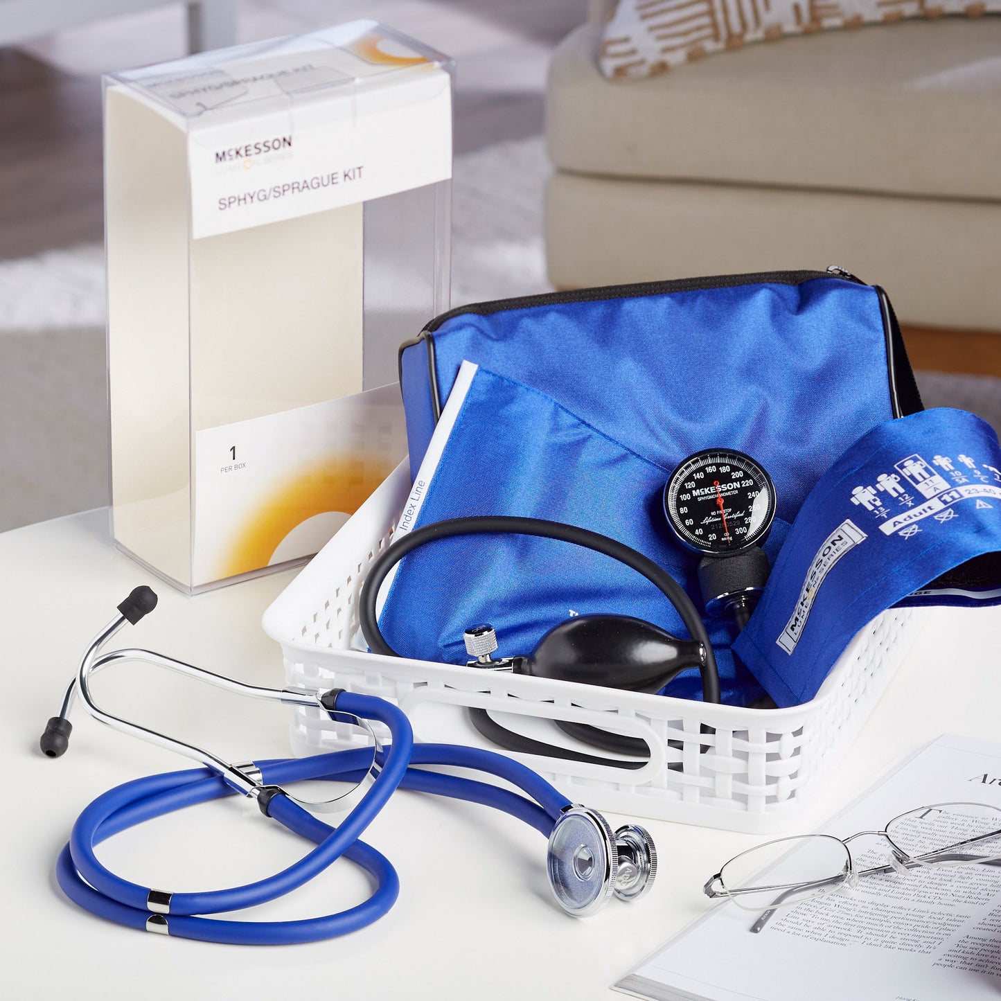 McKesson Lumeon™ Aneroid Sphygmomanometer/Sprague Kit