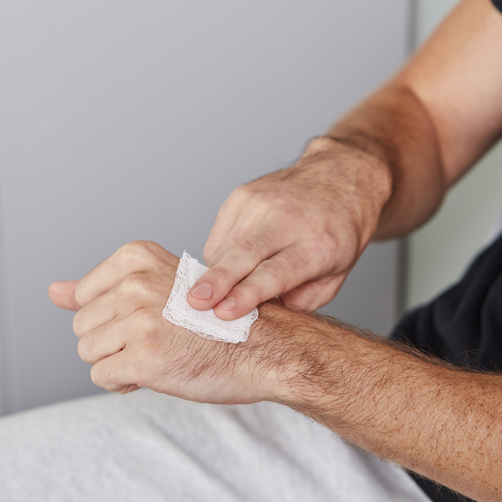 CareStock Gauze Sponge, 2 x 2 Inch, 8-Ply, Medical-Grade Cotton Wound Dressing by CareStock product image - view 4