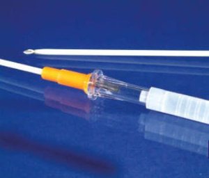 BD 381134 Peripheral IV Catheter Angiocath 20 Gauge 1.16 Inch FEP Polymer Straight Hub Non Blood Control