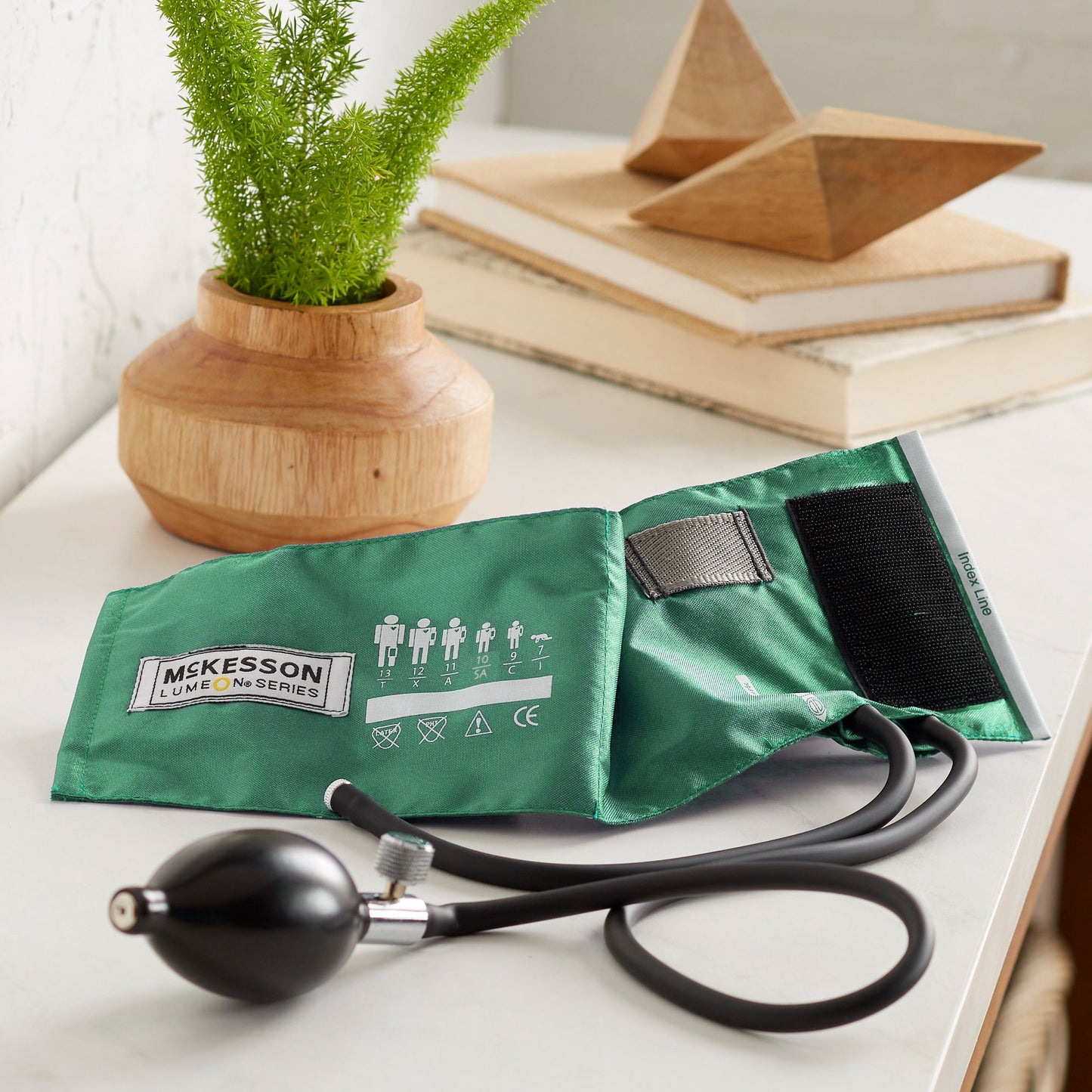 McKesson Lumeon™ Blood Pressure Cuff and Bulb, Small Cuff, 13.9 – 19.5 cm, Child