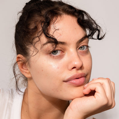 Facial Moisturizer with Sunscreen COOLA® Clear Skin 1.1 oz. Bottle Unscented Lotion