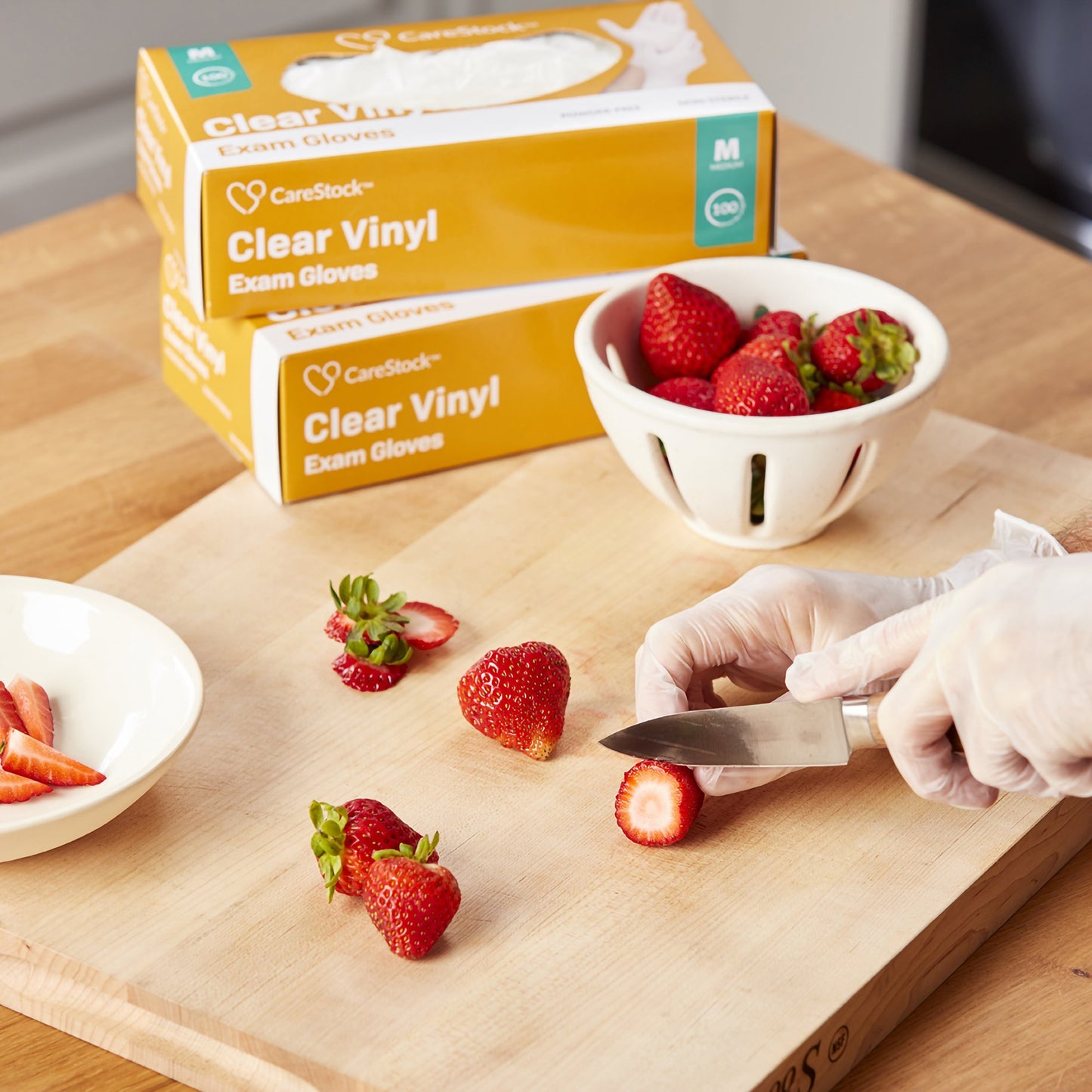 CareStock™ Vinyl Exam Glove, Medium, Ivory