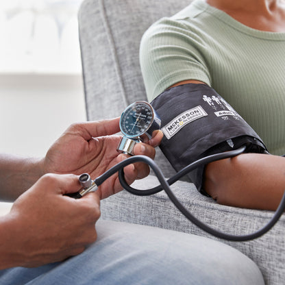 McKesson Lumeon™ Aneroid Sphygmomanometer