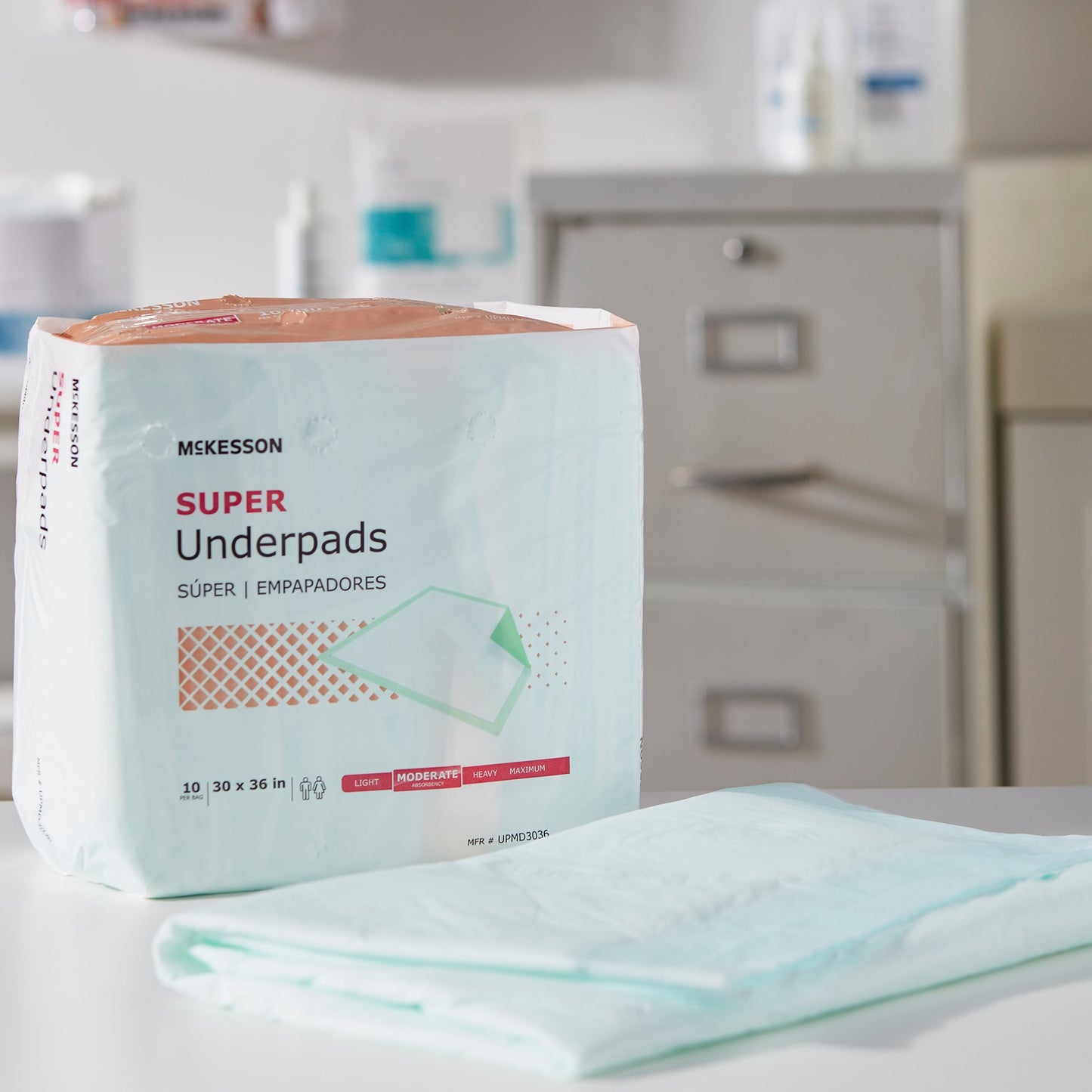 McKesson Super Moderate Absorbency Underpad, 30 x 36 Inch - 60 ct.