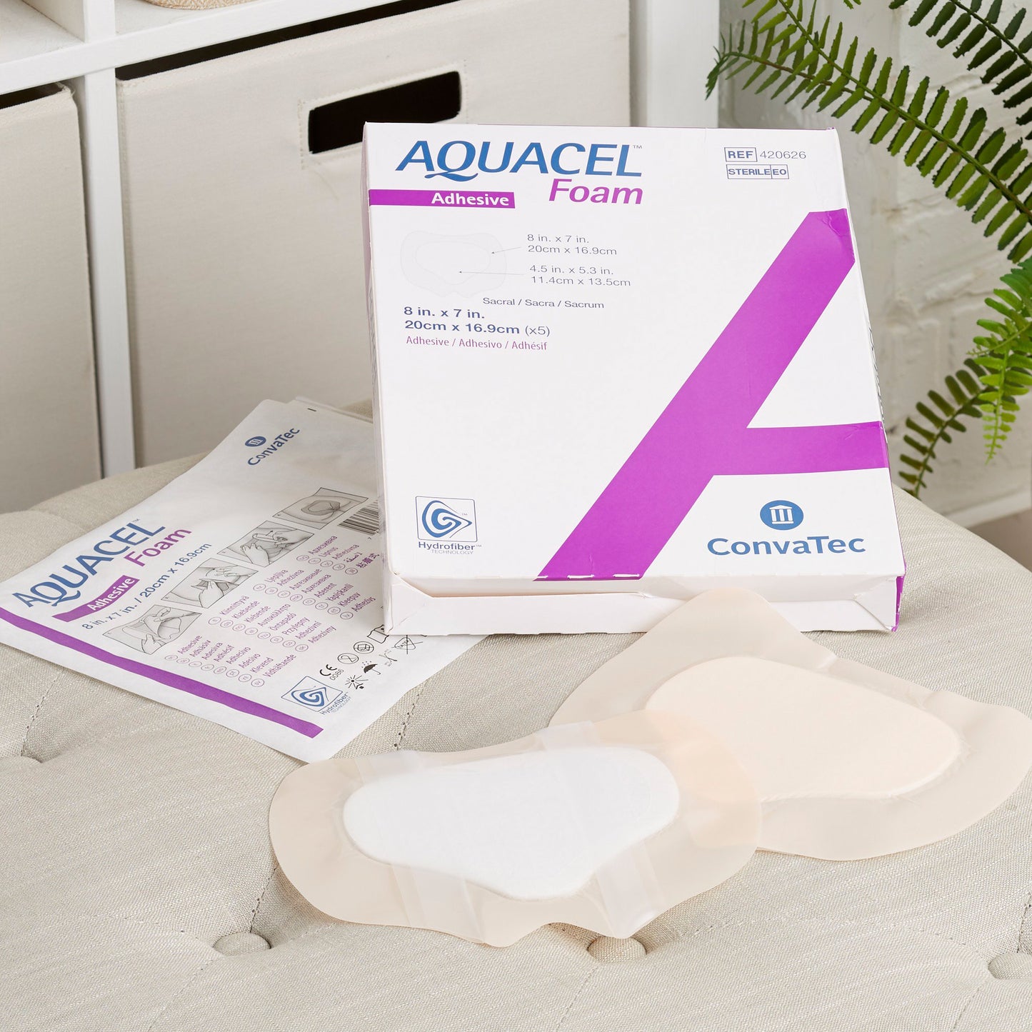 Aquacel® Silicone Adhesive with Border Silicone Foam Dressing, 7 x 8 Inch