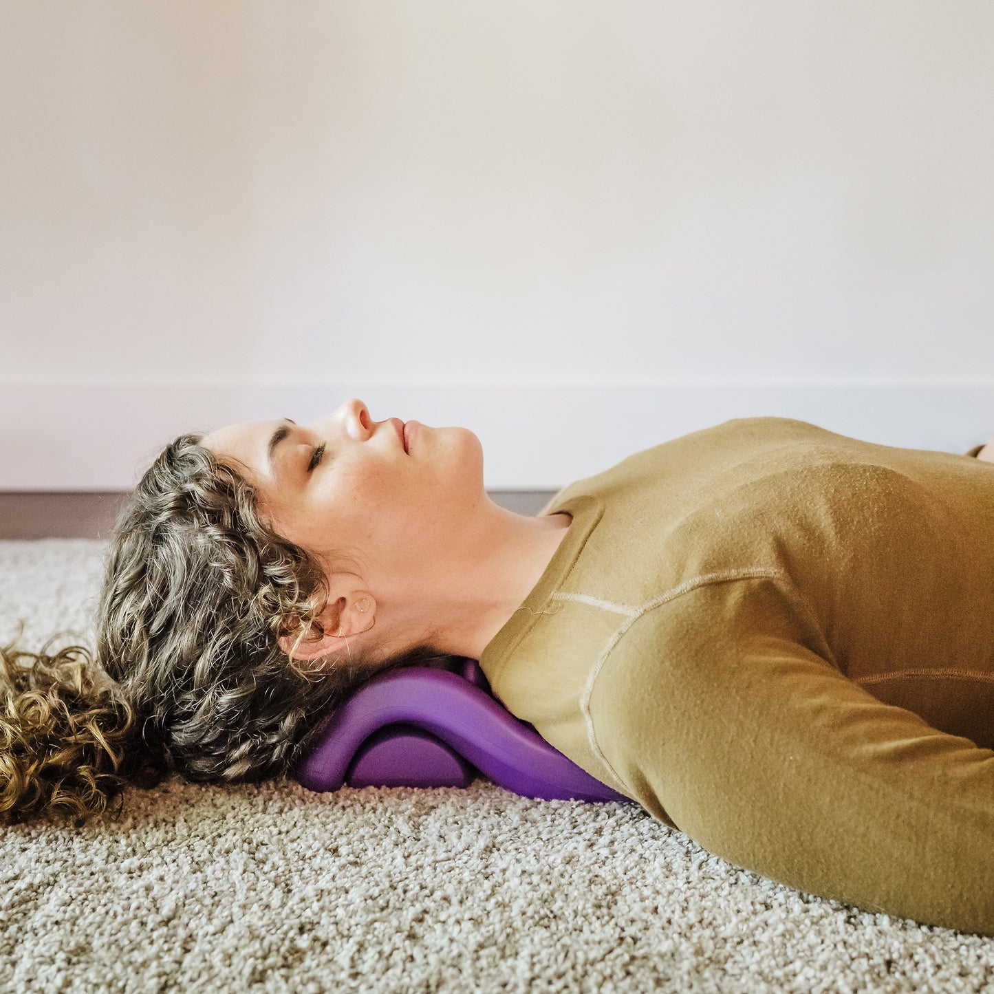 Kanjo Flex Firm Acupressure Neck Pain Relief Cushion