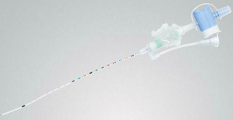 Verso™ Closed Style Closed Suction Catheter, Tracheostomy Type, 5 to 20 cm Length