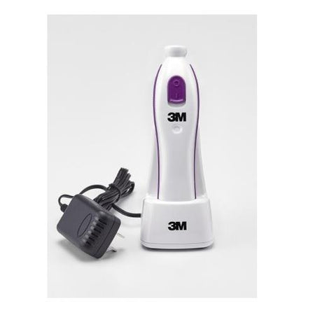 3M 9667L-KT Surgical Clipper Kit Pivoting Head 160 Minute Run Time Starter w/ 1