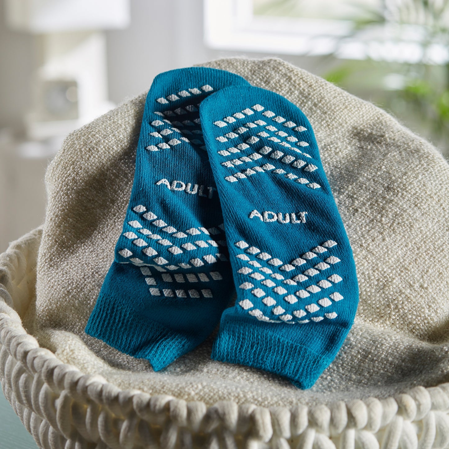 McKesson Single Tread Slipper Socks, Large, Teal