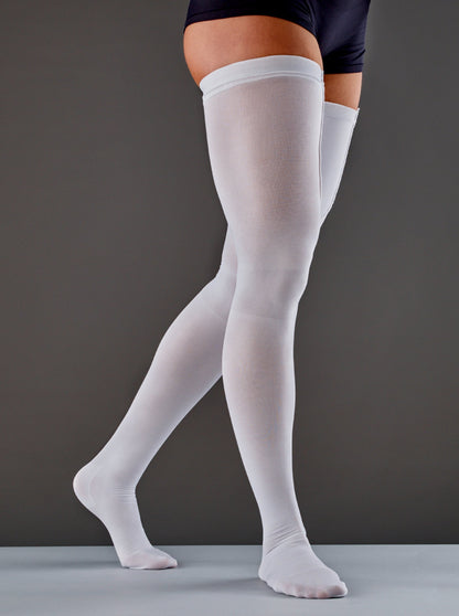 3M Futuro™ Anti-Embolism Moderate Compression Thigh-Hi Stockings Medium/Regular