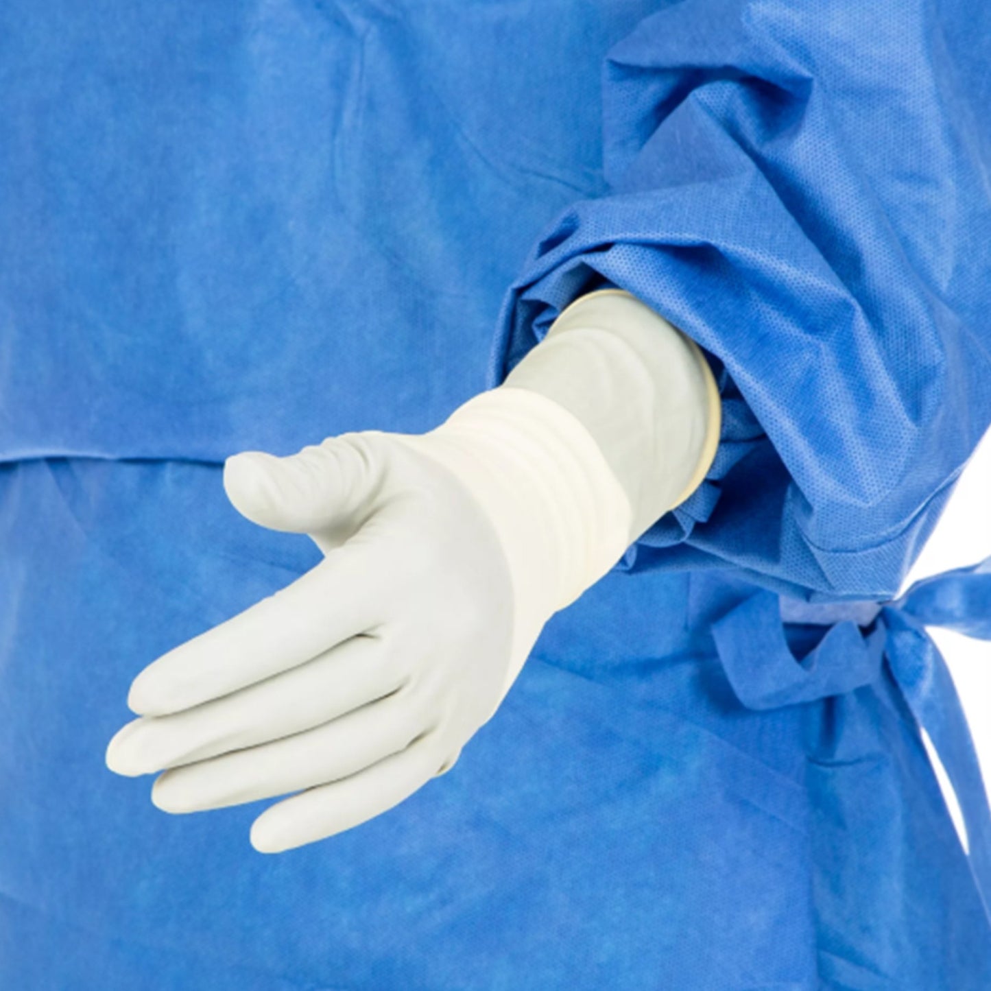 Cardinal Health Astound nonreinforced Surgical Gown With Towel