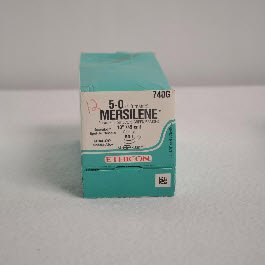 Ethicon 740G Mersilene Polyester Nonabsorbable Suture with Needle, Center Point Spatula Braided