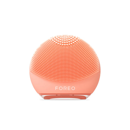 LUNA™ 4 go Portable Facial Cleansing Device, Peach