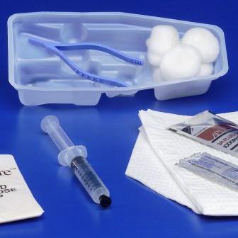 Cardinal 5027 Curity Catheter Insertion Tray, Universal, Graduated Basin