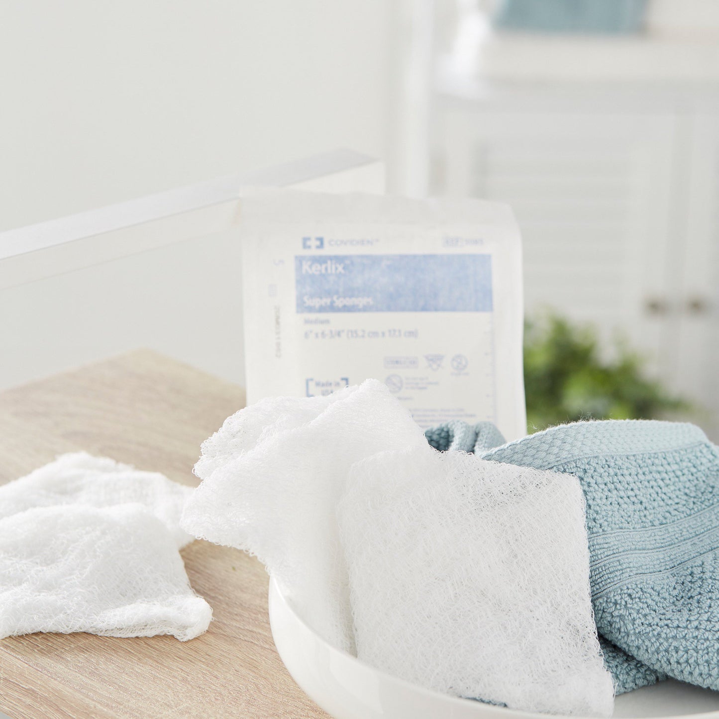Kerlix™ Sterile USP Type VII Fluff Dressing, 6 x 6-3/4 Inch